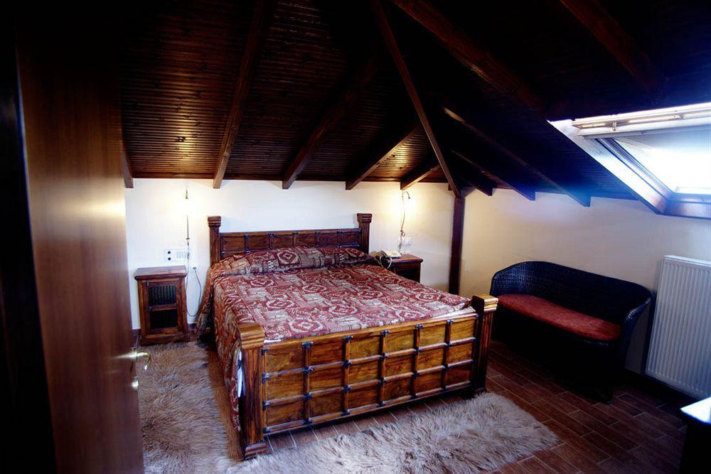 Hotel Nostos كاستوريا المظهر الخارجي الصورة