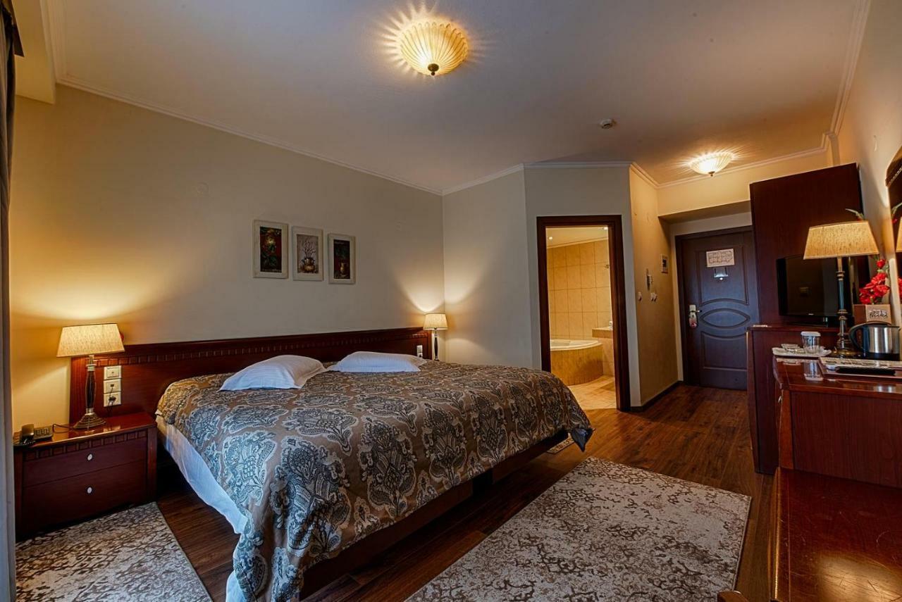 Hotel Nostos كاستوريا المظهر الخارجي الصورة