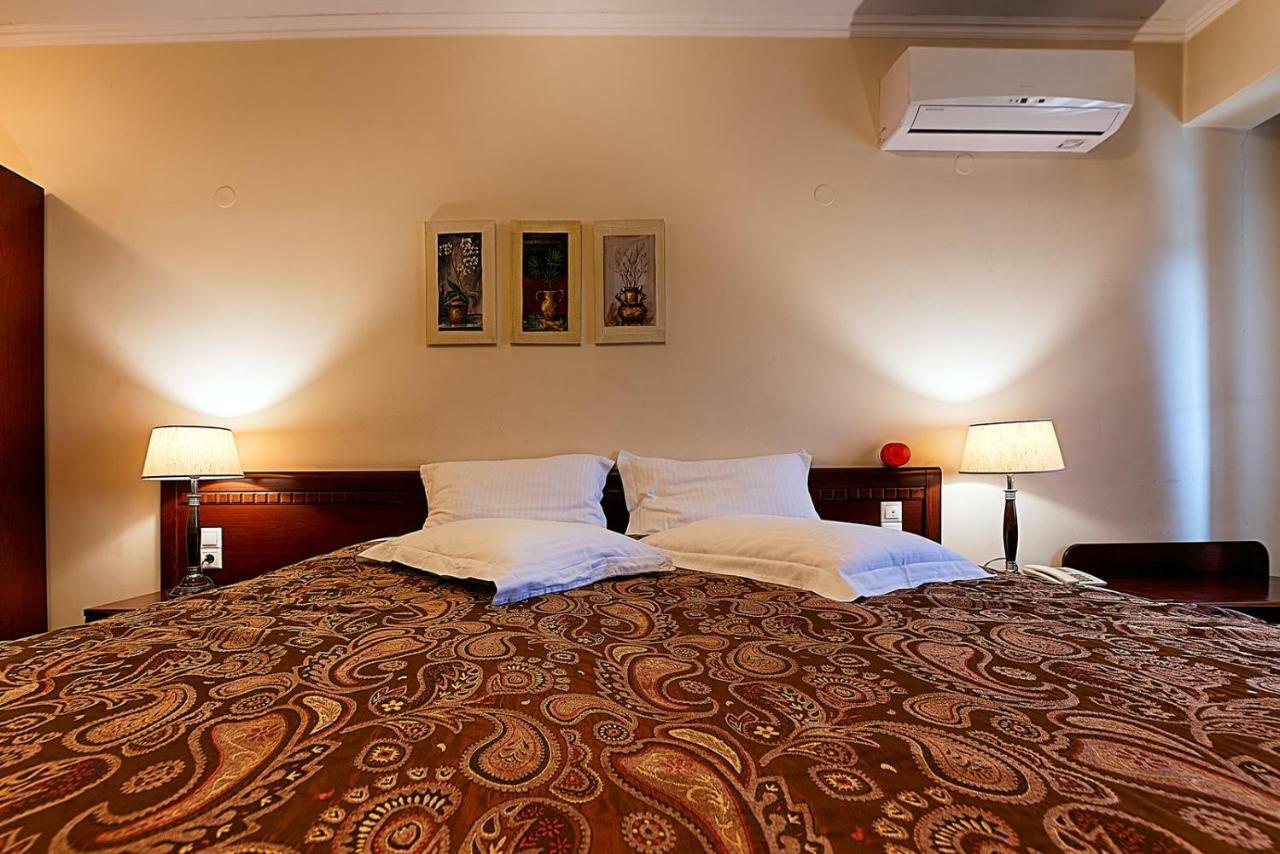 Hotel Nostos كاستوريا المظهر الخارجي الصورة